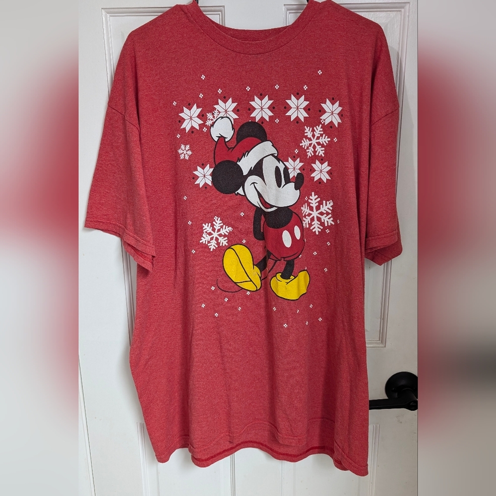 XL Mickey Mouse Christmas t bright red snowflakes
